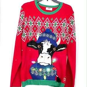 Christmas sweater with battery operated sparking lights. NEW ITEM